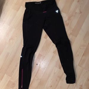 Women’s active leggings